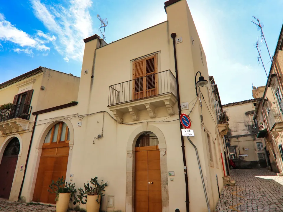 Triplex i Scicli, Ragusa - bilde 2